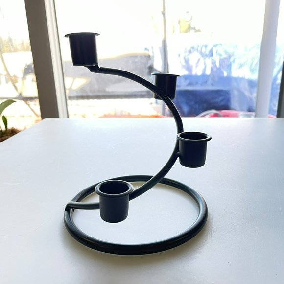 Rustic‎ Style Black Metal Candle Holder - Picture 3 of 4